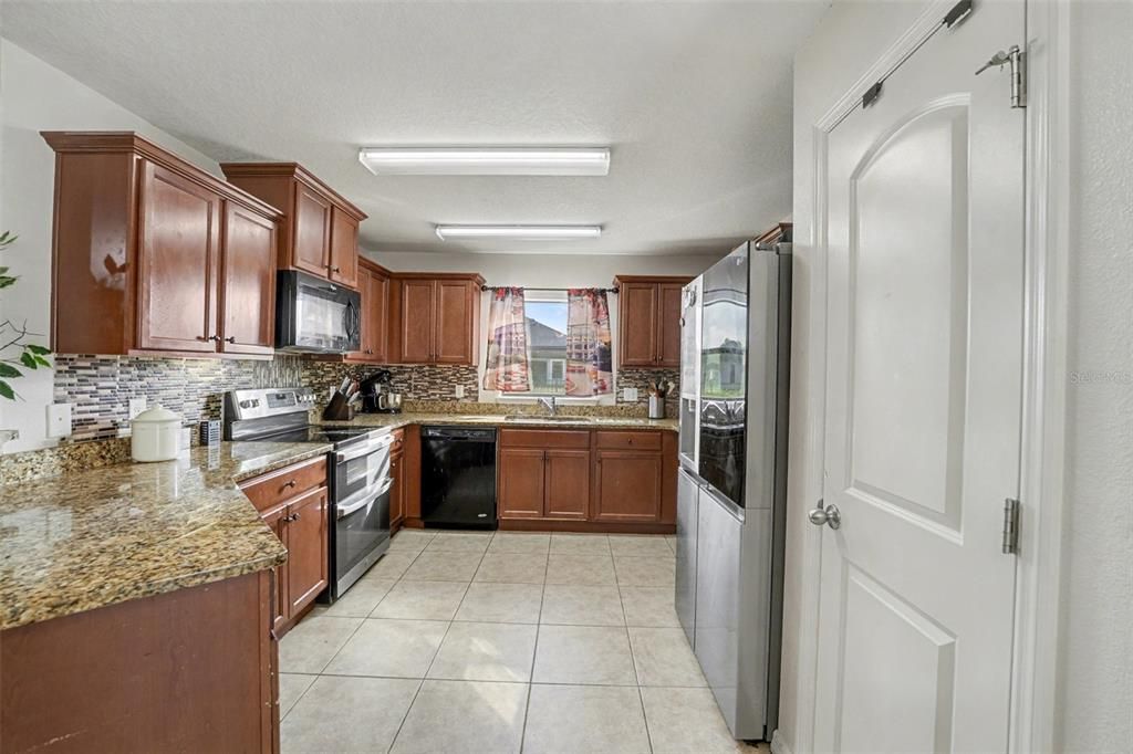 En Venta: $309,990 (3 camas, 2 baños, 1609 Pies cuadrados)