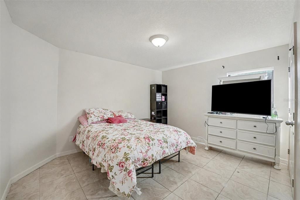 En Venta: $309,990 (3 camas, 2 baños, 1609 Pies cuadrados)