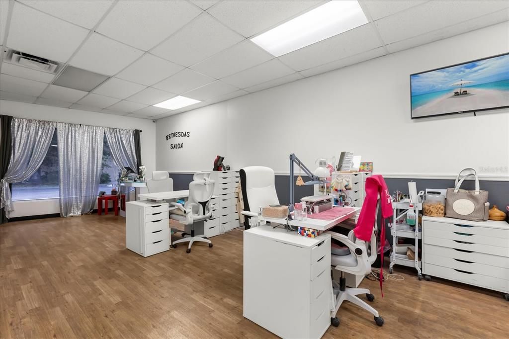 На продажу: $270,000 (0 спален, 0 ванн, 1227 Квадратных фут)