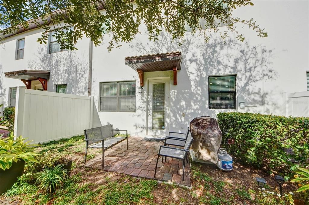 For Sale: $320,000 (3 beds, 2 baths, 1912 Square Feet)