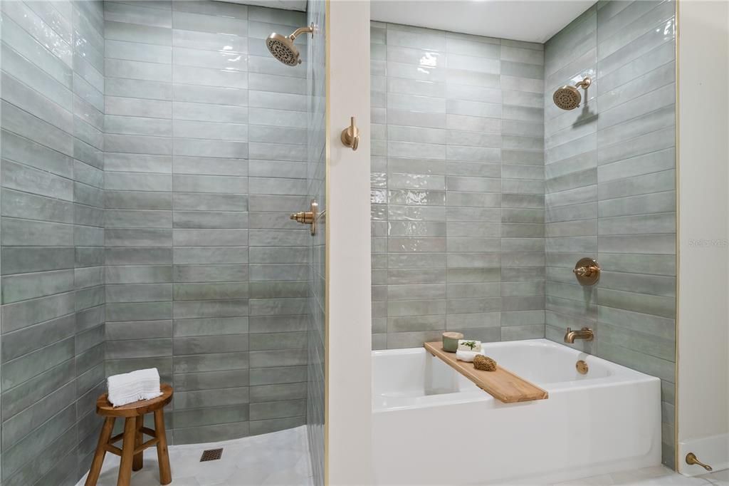 En Venta: $538,500 (3 camas, 3 baños, 1957 Pies cuadrados)