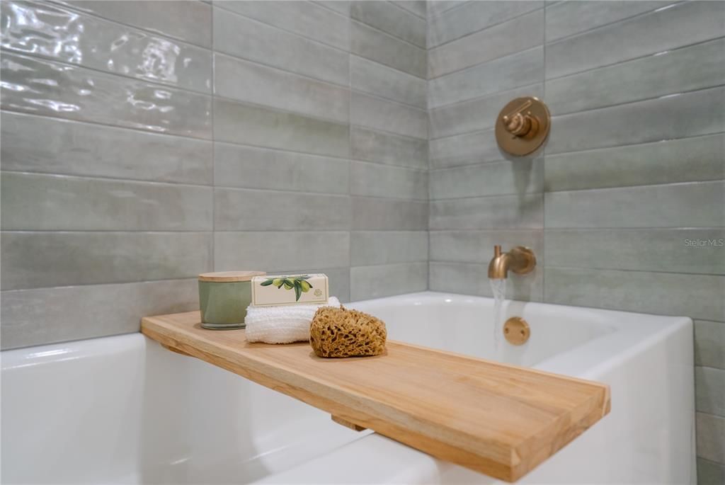 En Venta: $538,500 (3 camas, 3 baños, 1957 Pies cuadrados)