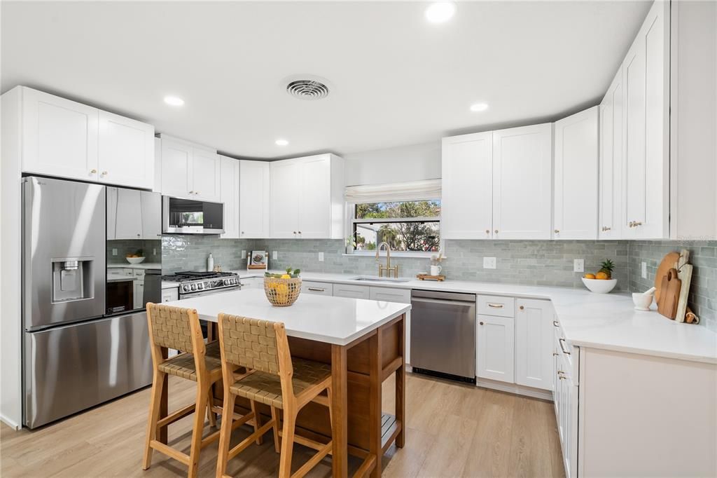 En Venta: $538,500 (3 camas, 3 baños, 1957 Pies cuadrados)