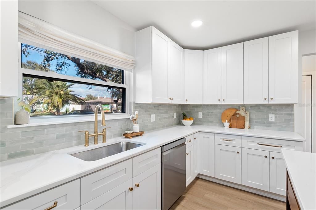 En Venta: $538,500 (3 camas, 3 baños, 1957 Pies cuadrados)