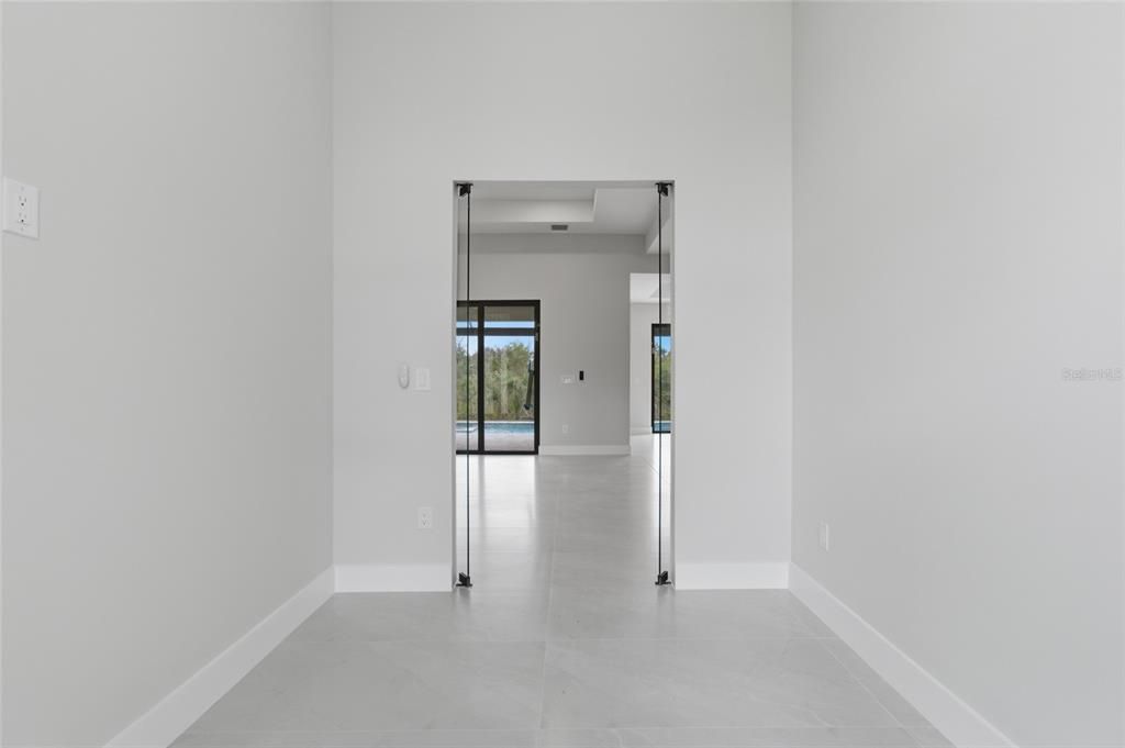 На продажу: $925,000 (3 спален, 3 ванн, 2014 Квадратных фут)