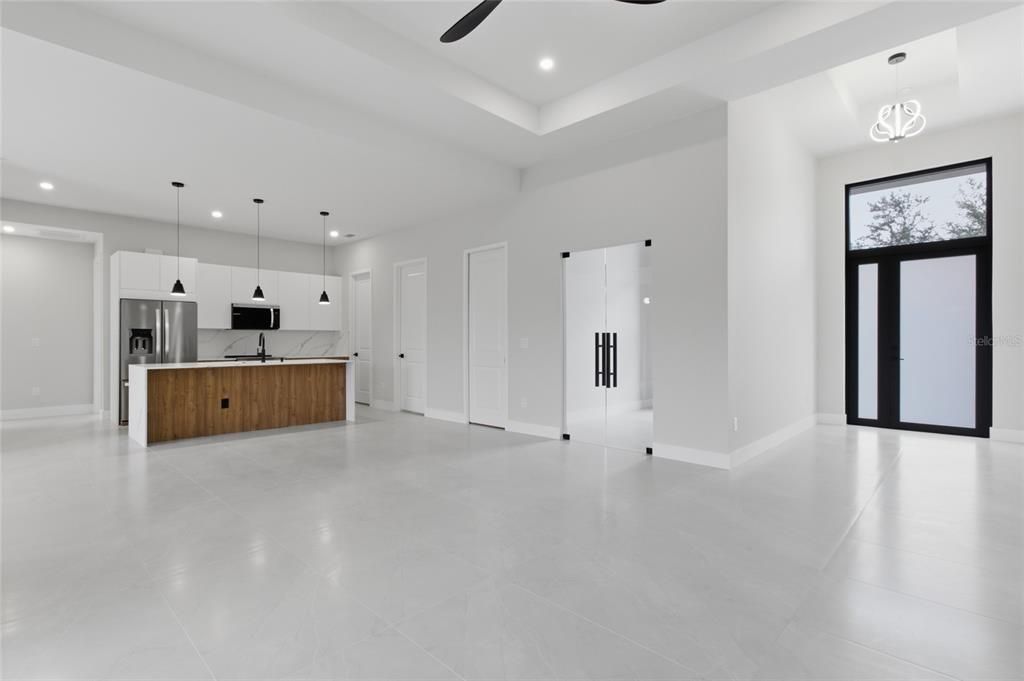 На продажу: $925,000 (3 спален, 3 ванн, 2014 Квадратных фут)