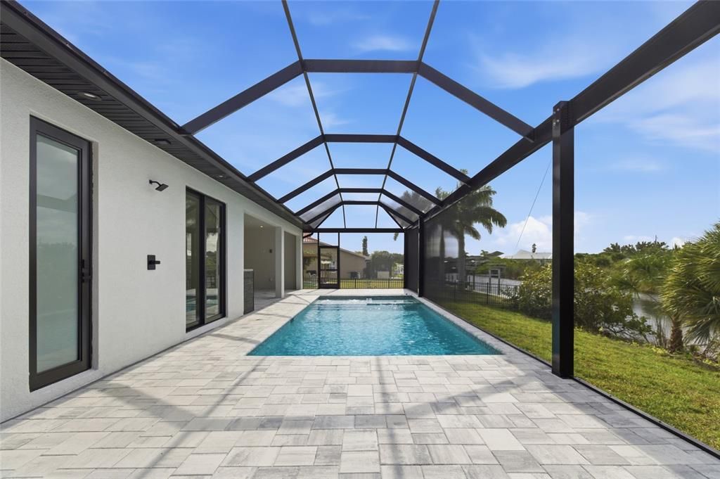 На продажу: $925,000 (3 спален, 3 ванн, 2014 Квадратных фут)