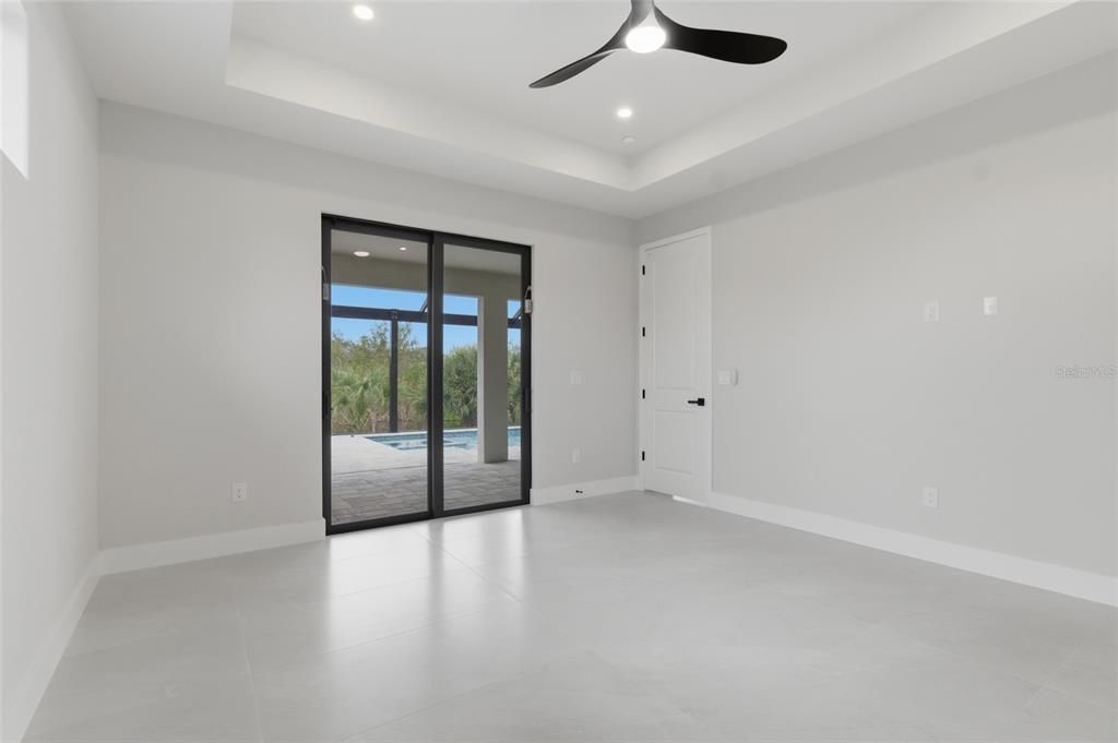 На продажу: $925,000 (3 спален, 3 ванн, 2014 Квадратных фут)