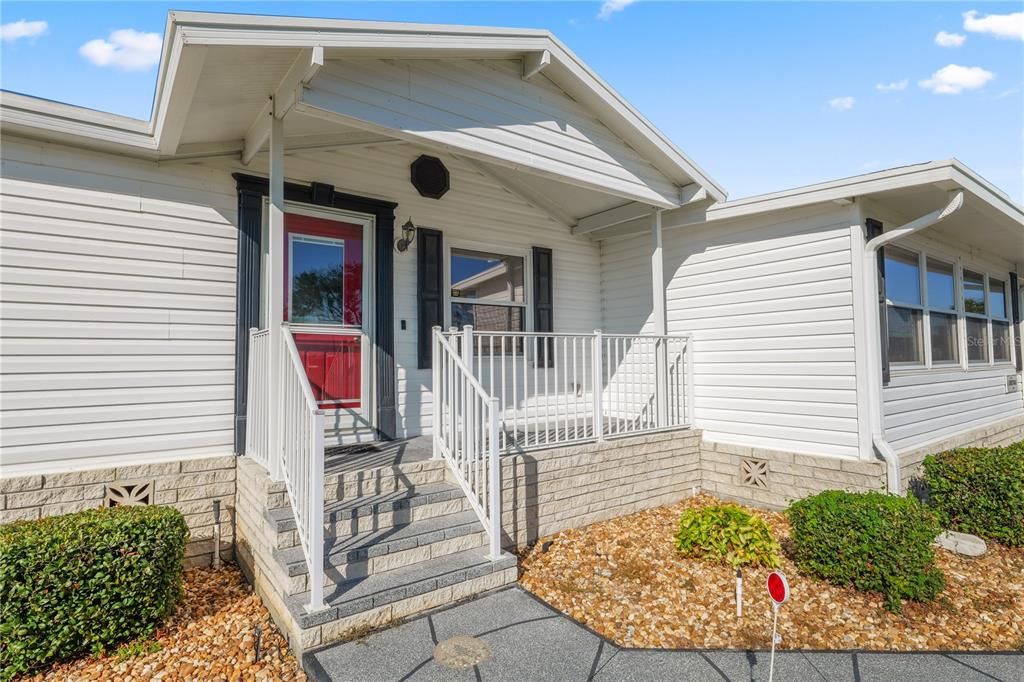 待售: $240,000 (2 贝兹, 2 浴室, 1242 平方英尺)