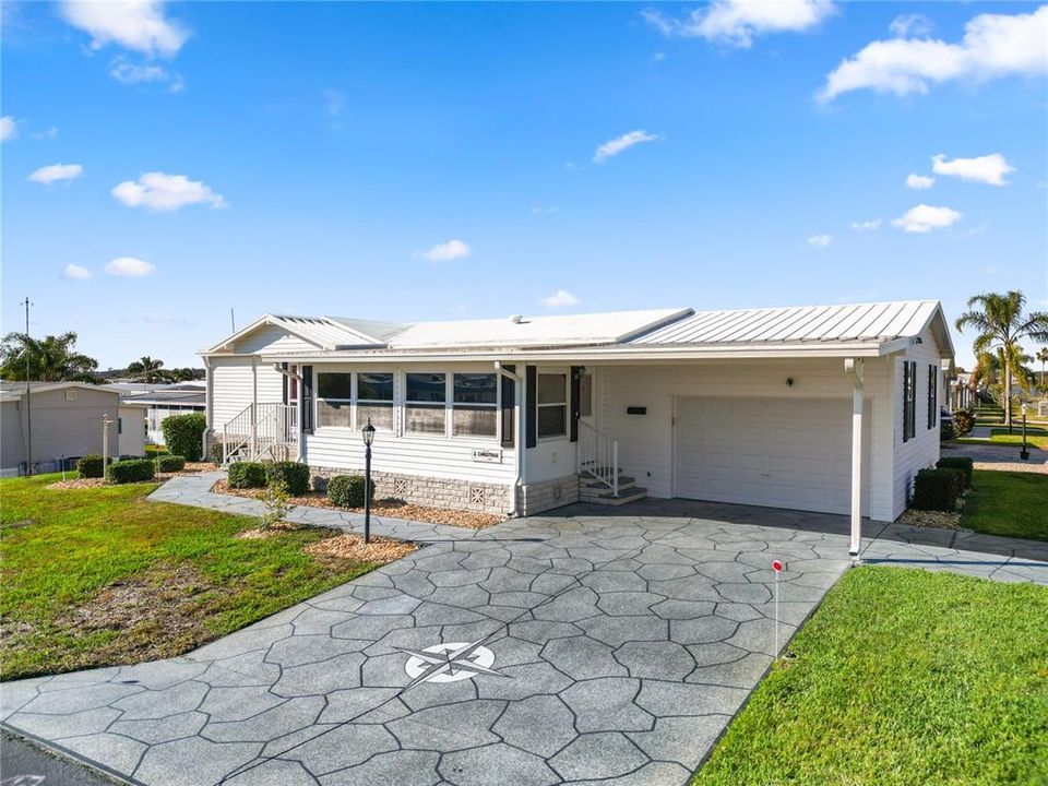 待售: $240,000 (2 贝兹, 2 浴室, 1242 平方英尺)