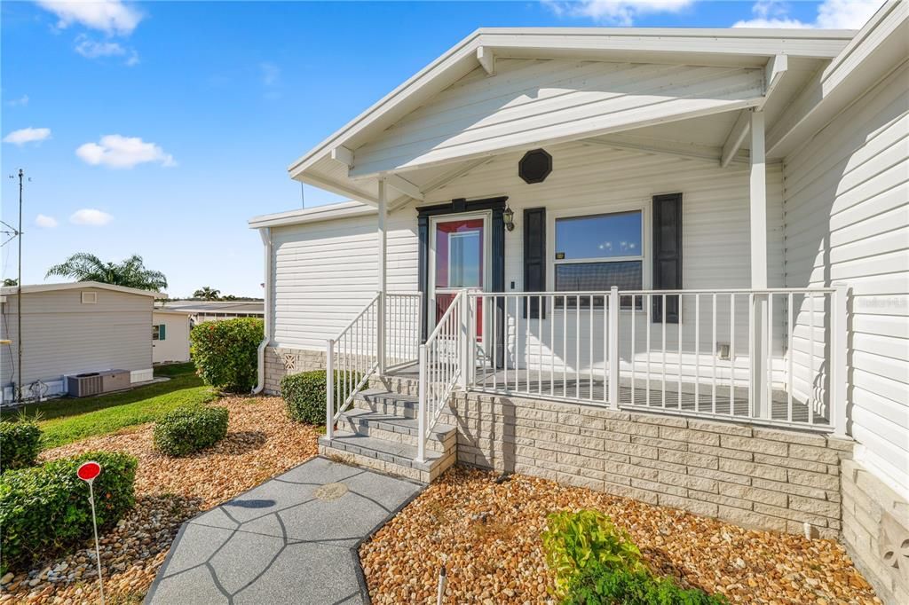 待售: $240,000 (2 贝兹, 2 浴室, 1242 平方英尺)