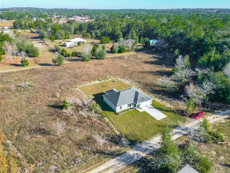 For Sale: $275,000 (3 beds, 2 baths, 1421 Square Feet)