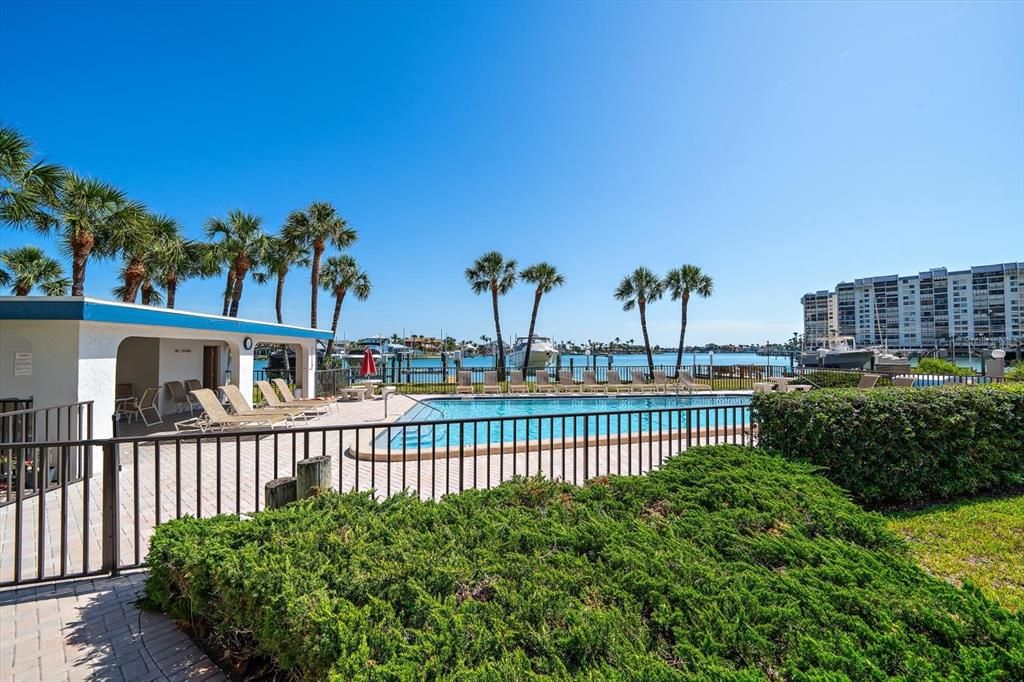 待售: $450,000 (1 贝兹, 1 浴室, 750 平方英尺)