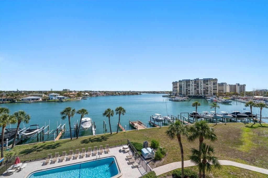 待售: $450,000 (1 贝兹, 1 浴室, 750 平方英尺)