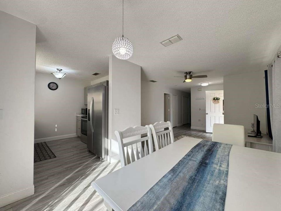 En Renta: $2,250 (3 camas, 2 baños, 1122 Pies cuadrados)