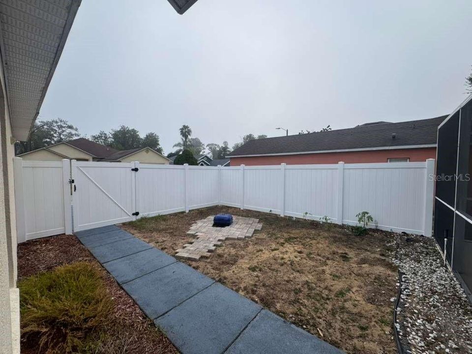 En Renta: $2,250 (3 camas, 2 baños, 1122 Pies cuadrados)