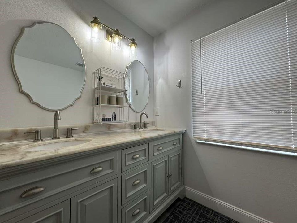 En Renta: $2,250 (3 camas, 2 baños, 1122 Pies cuadrados)