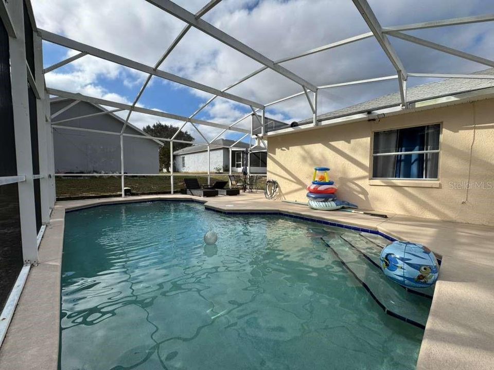 En Renta: $2,250 (3 camas, 2 baños, 1122 Pies cuadrados)