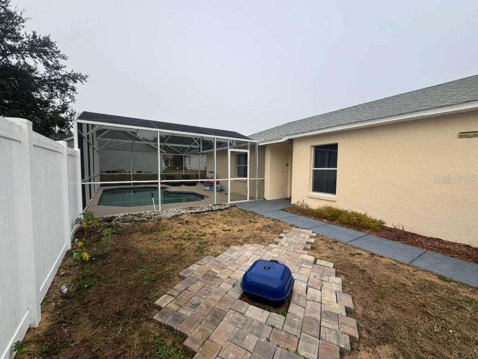 En Renta: $2,250 (3 camas, 2 baños, 1122 Pies cuadrados)