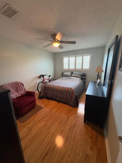 В аренду: $1,850 (1 спален, 1 ванн, 1060 Квадратных фут)