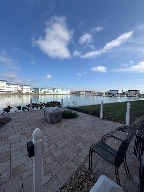 В аренду: $1,850 (1 спален, 1 ванн, 1060 Квадратных фут)