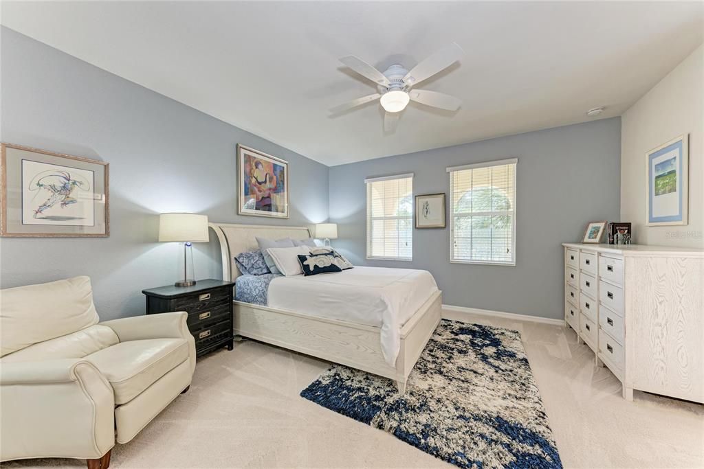 For Sale: $379,000 (3 beds, 2 baths, 1661 Square Feet)