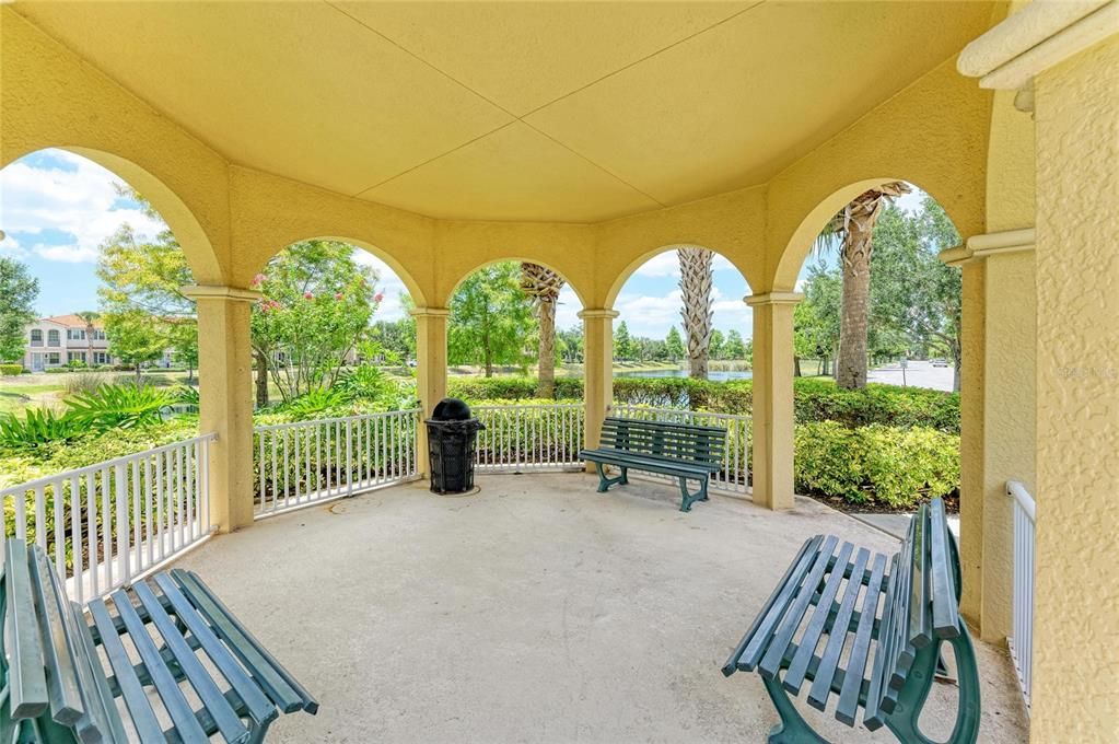 For Sale: $379,000 (3 beds, 2 baths, 1661 Square Feet)