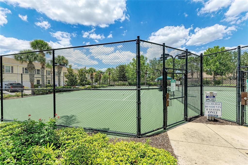 For Sale: $379,000 (3 beds, 2 baths, 1661 Square Feet)