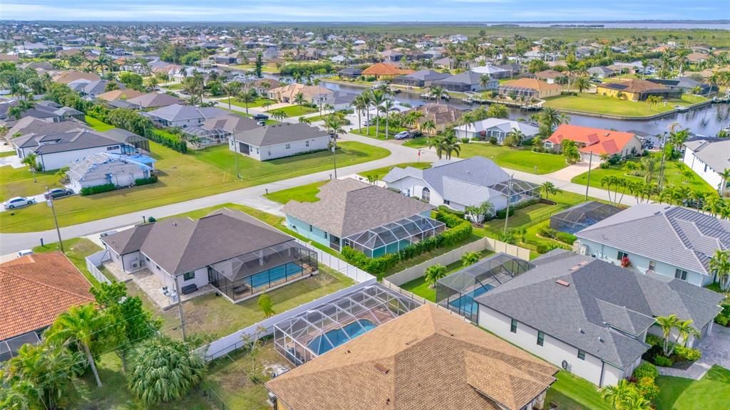 For Sale: $499,000 (4 beds, 3 baths, 2251 Square Feet)