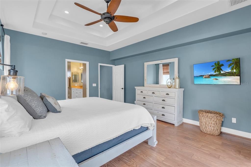 For Sale: $499,000 (4 beds, 3 baths, 2251 Square Feet)