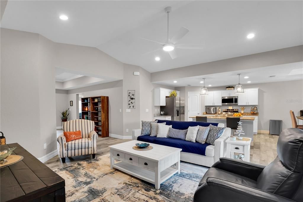 En Venta: $519,000 (3 camas, 2 baños, 1842 Pies cuadrados)