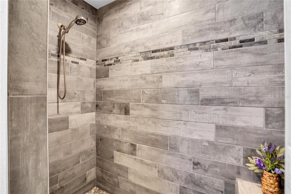 En Venta: $519,000 (3 camas, 2 baños, 1842 Pies cuadrados)