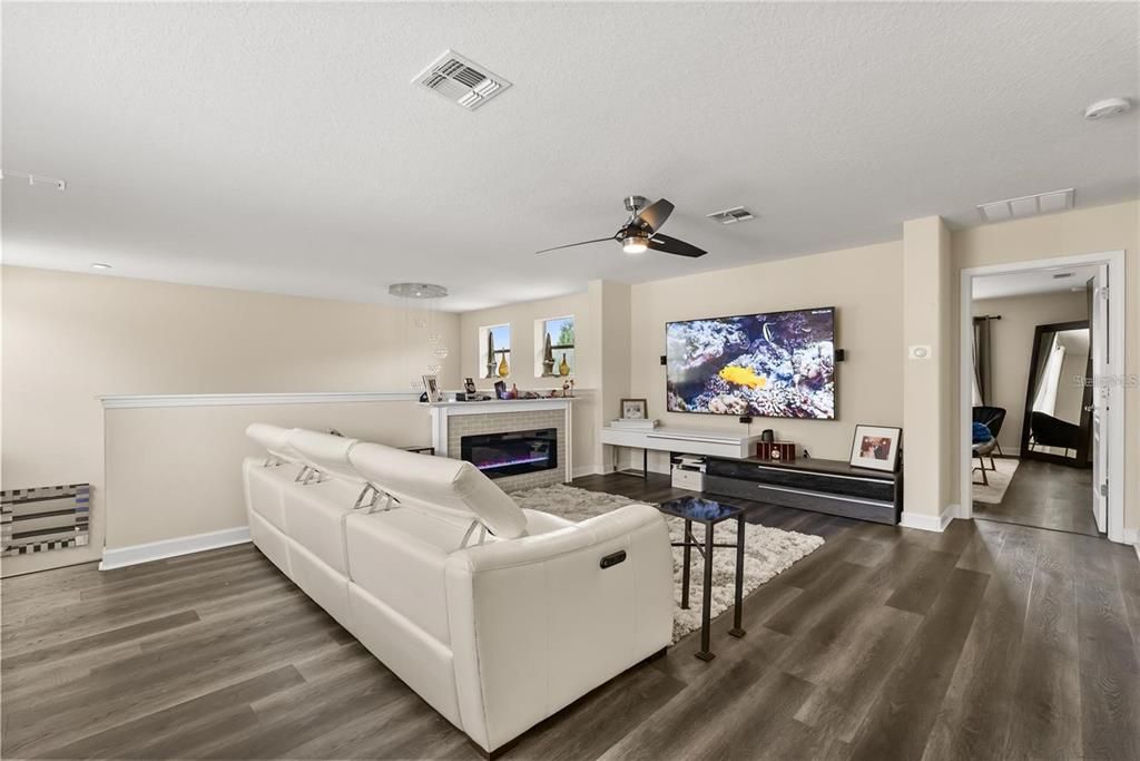 На продажу: $565,000 (4 спален, 3 ванн, 2684 Квадратных фут)