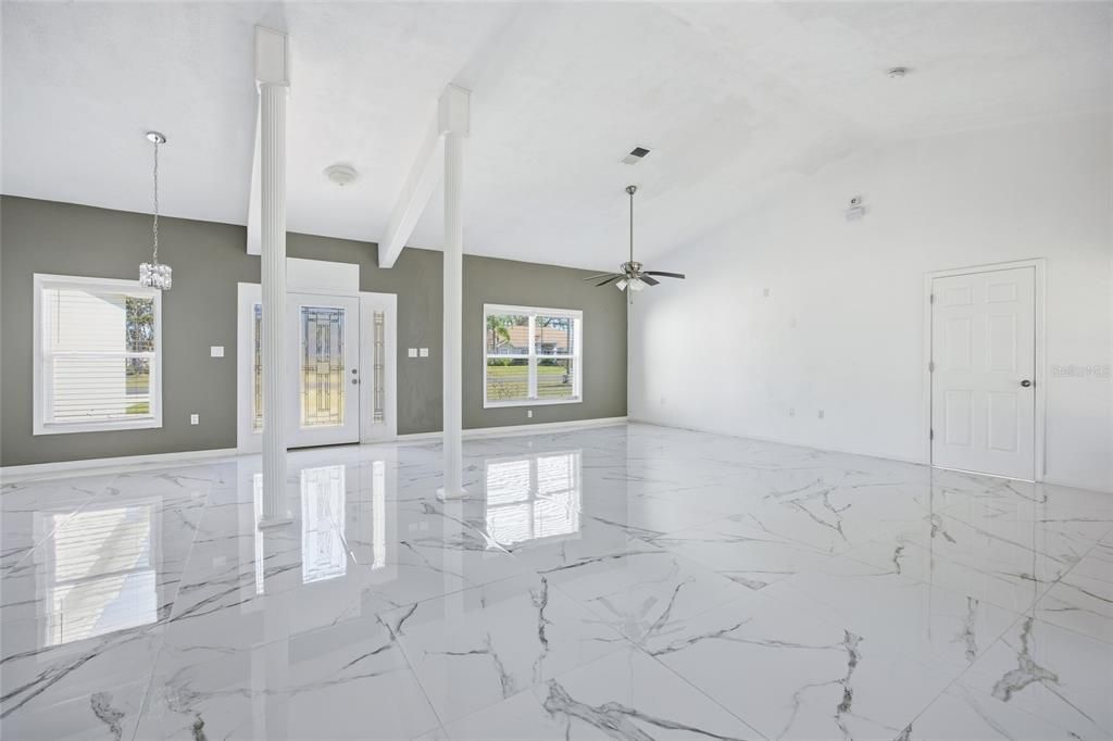 En Renta: $1,750 (3 camas, 2 baños, 1926 Pies cuadrados)