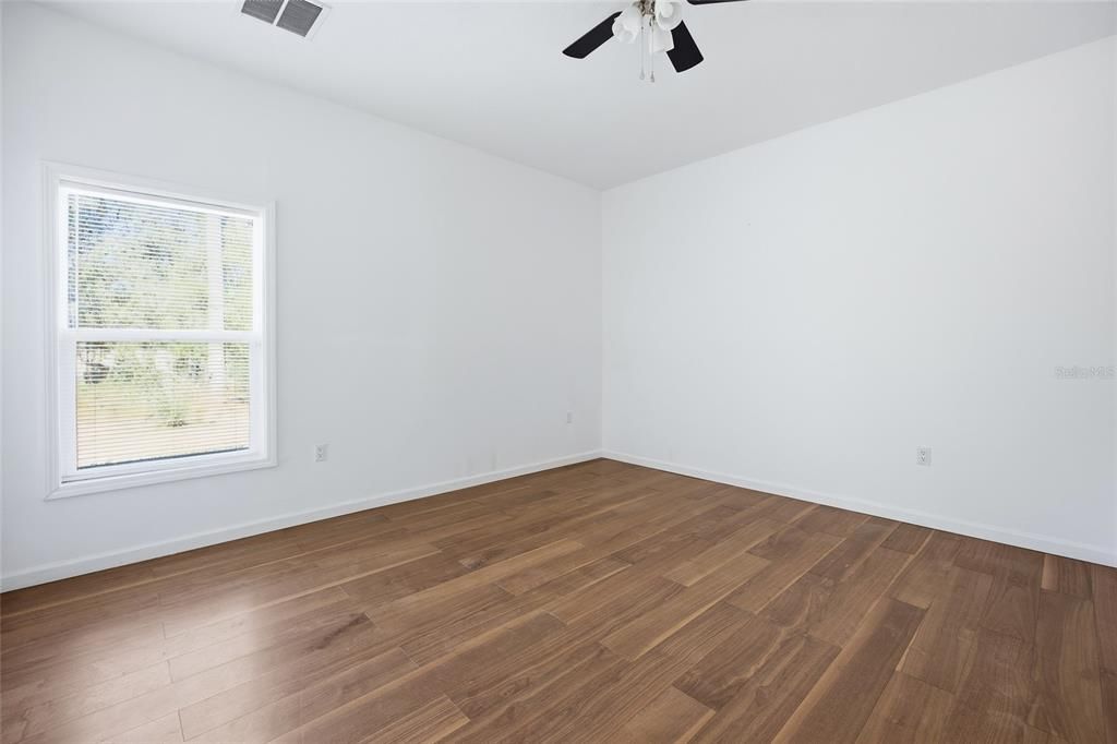 En Renta: $1,750 (3 camas, 2 baños, 1926 Pies cuadrados)