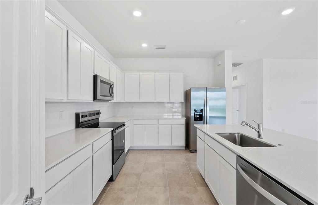 На продажу: $504,670 (3 спален, 3 ванн, 2262 Квадратных фут)