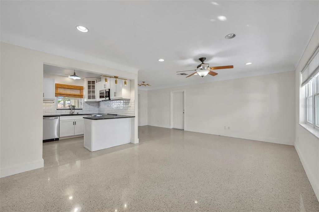 待售: $499,000 (3 贝兹, 2 浴室, 1446 平方英尺)