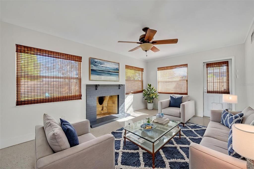 待售: $499,000 (3 贝兹, 2 浴室, 1446 平方英尺)