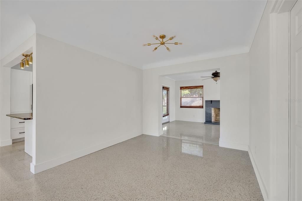 待售: $499,000 (3 贝兹, 2 浴室, 1446 平方英尺)