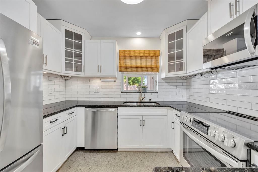 待售: $499,000 (3 贝兹, 2 浴室, 1446 平方英尺)