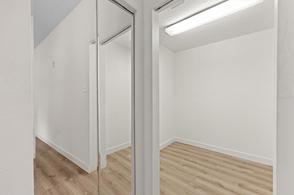 For Sale: $295,000 (3 beds, 2 baths, 1469 Square Feet)