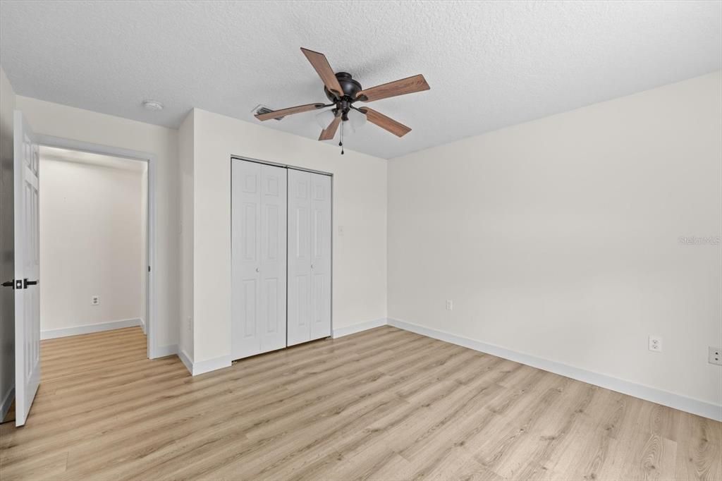 For Sale: $295,000 (3 beds, 2 baths, 1469 Square Feet)