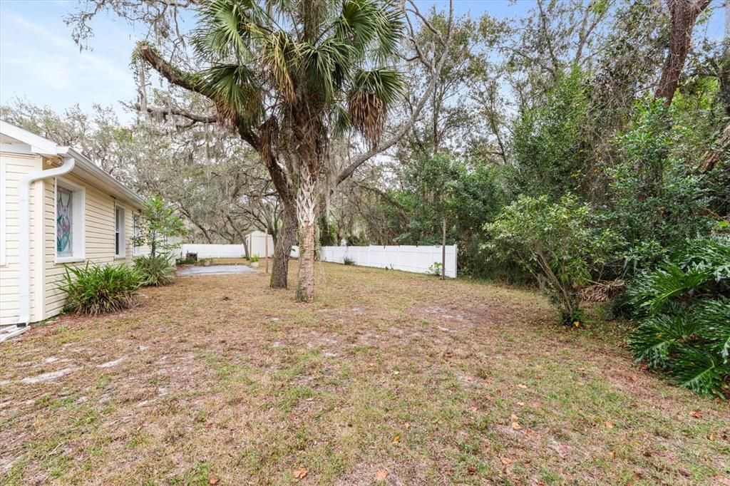 For Sale: $295,000 (3 beds, 2 baths, 1469 Square Feet)