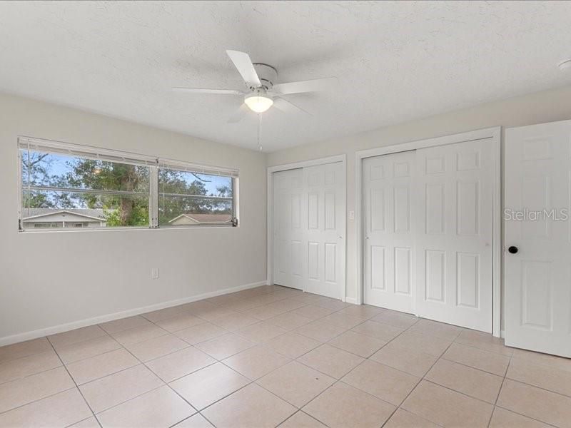 For Sale: $189,900 (2 beds, 1 baths, 908 Square Feet)