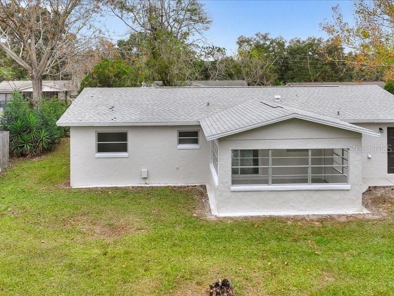 For Sale: $189,900 (2 beds, 1 baths, 908 Square Feet)