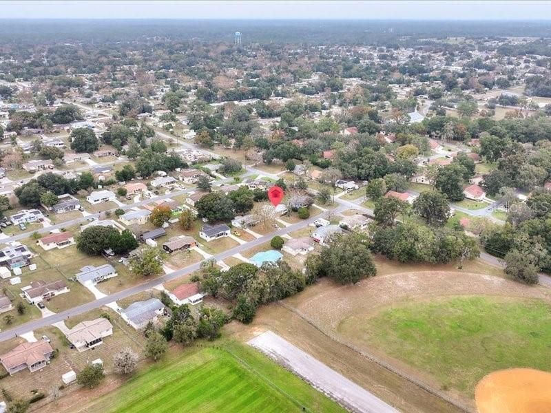 For Sale: $189,900 (2 beds, 1 baths, 908 Square Feet)