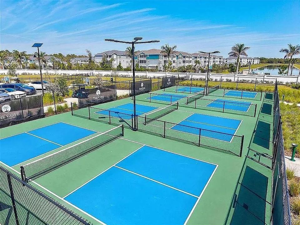 На продажу: $349,000 (3 спален, 2 ванн, 1816 Квадратных фут)