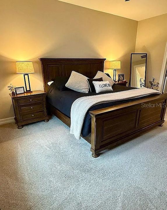 На продажу: $349,000 (3 спален, 2 ванн, 1816 Квадратных фут)