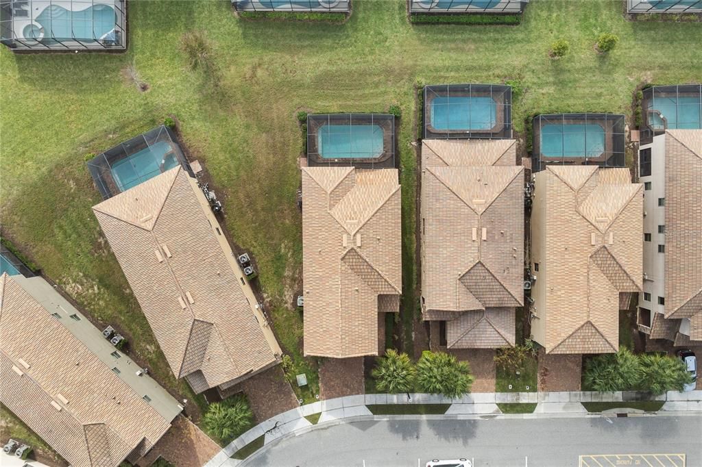 For Sale: $499,000 (5 beds, 4 baths, 2492 Square Feet)