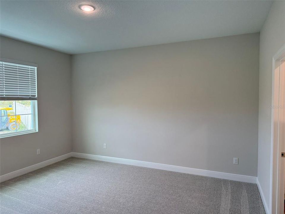 For Rent: $2,900 (4 beds, 3 baths, 2289 Square Feet)